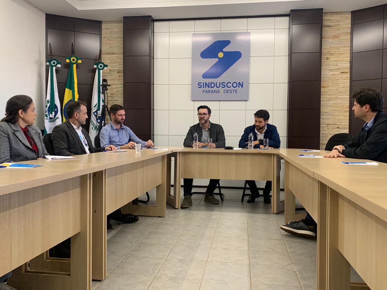 Banner: CII promove encontro com a Caixa para analisar cenário do mercado 